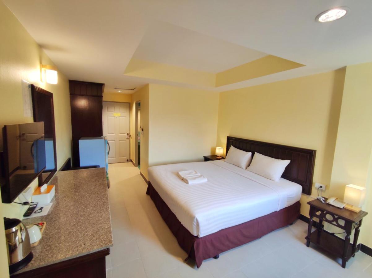 The Chanthong Residence And Hotel Pattaya Luaran gambar