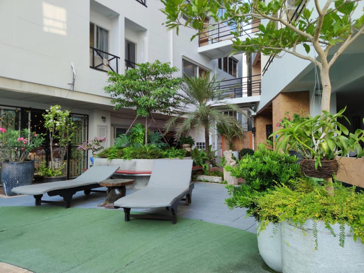 The Chanthong Residence And Hotel Pattaya Luaran gambar
