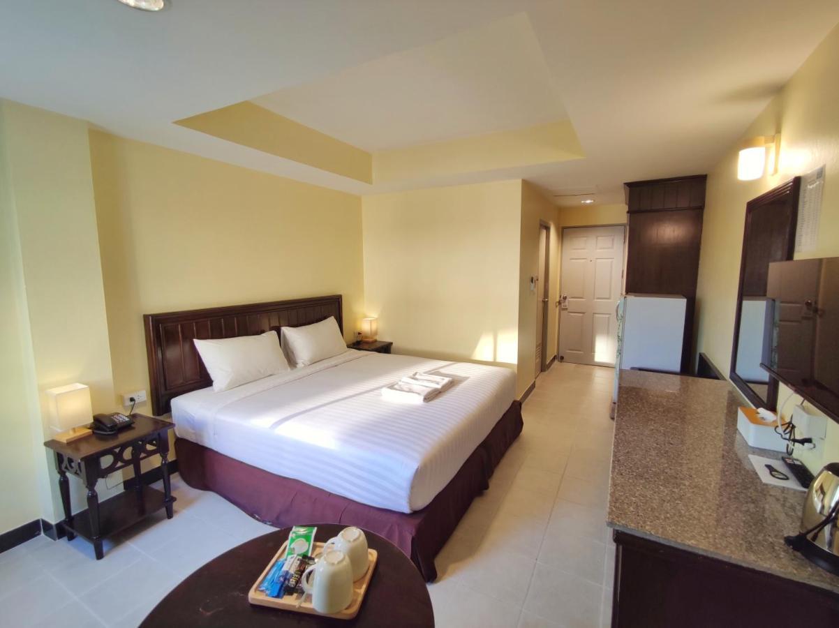 The Chanthong Residence And Hotel Pattaya Luaran gambar