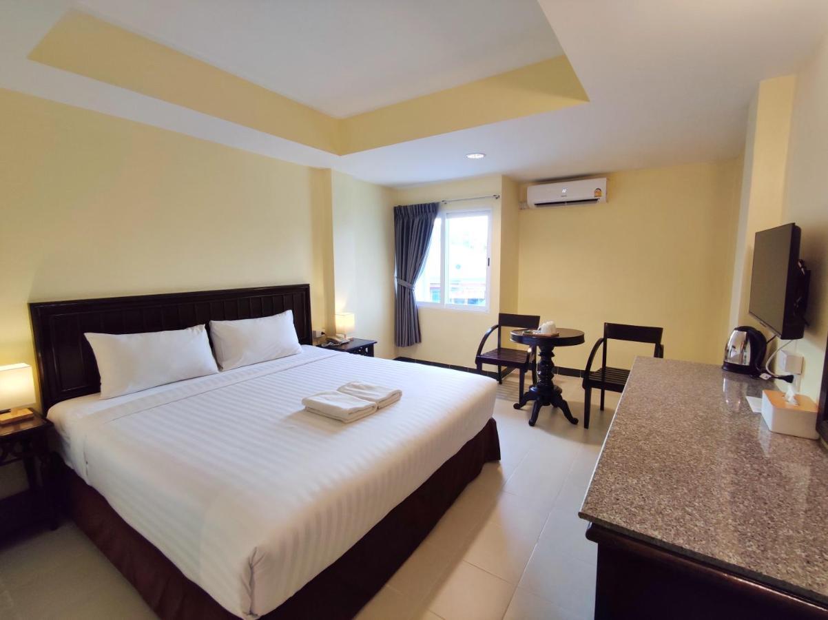 The Chanthong Residence And Hotel Pattaya Luaran gambar