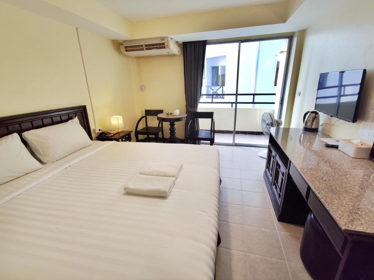 The Chanthong Residence And Hotel Pattaya Luaran gambar