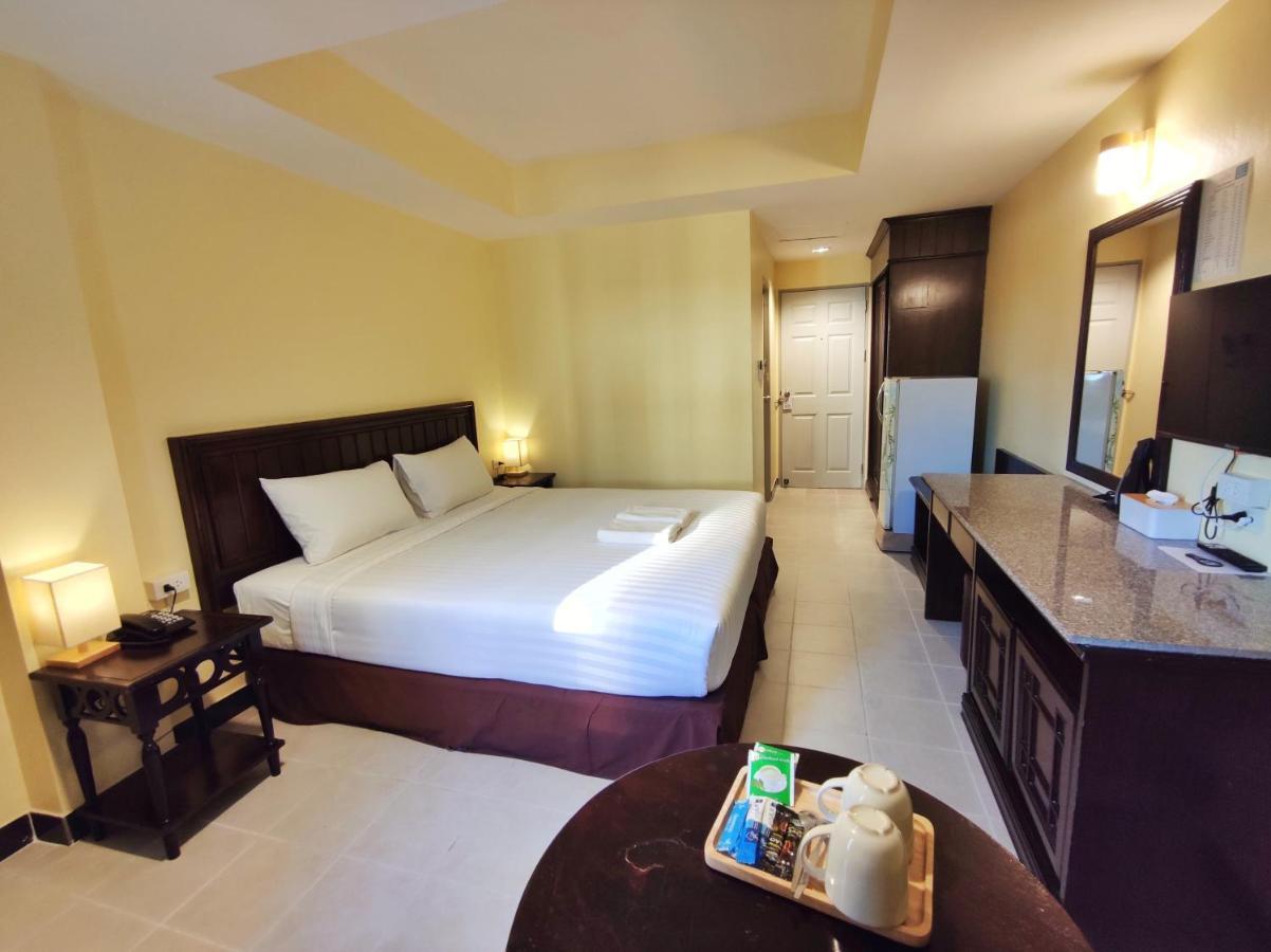The Chanthong Residence And Hotel Pattaya Luaran gambar